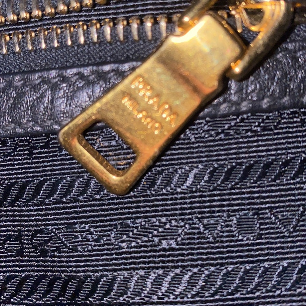 Prada Bag - Picture 10 of 12